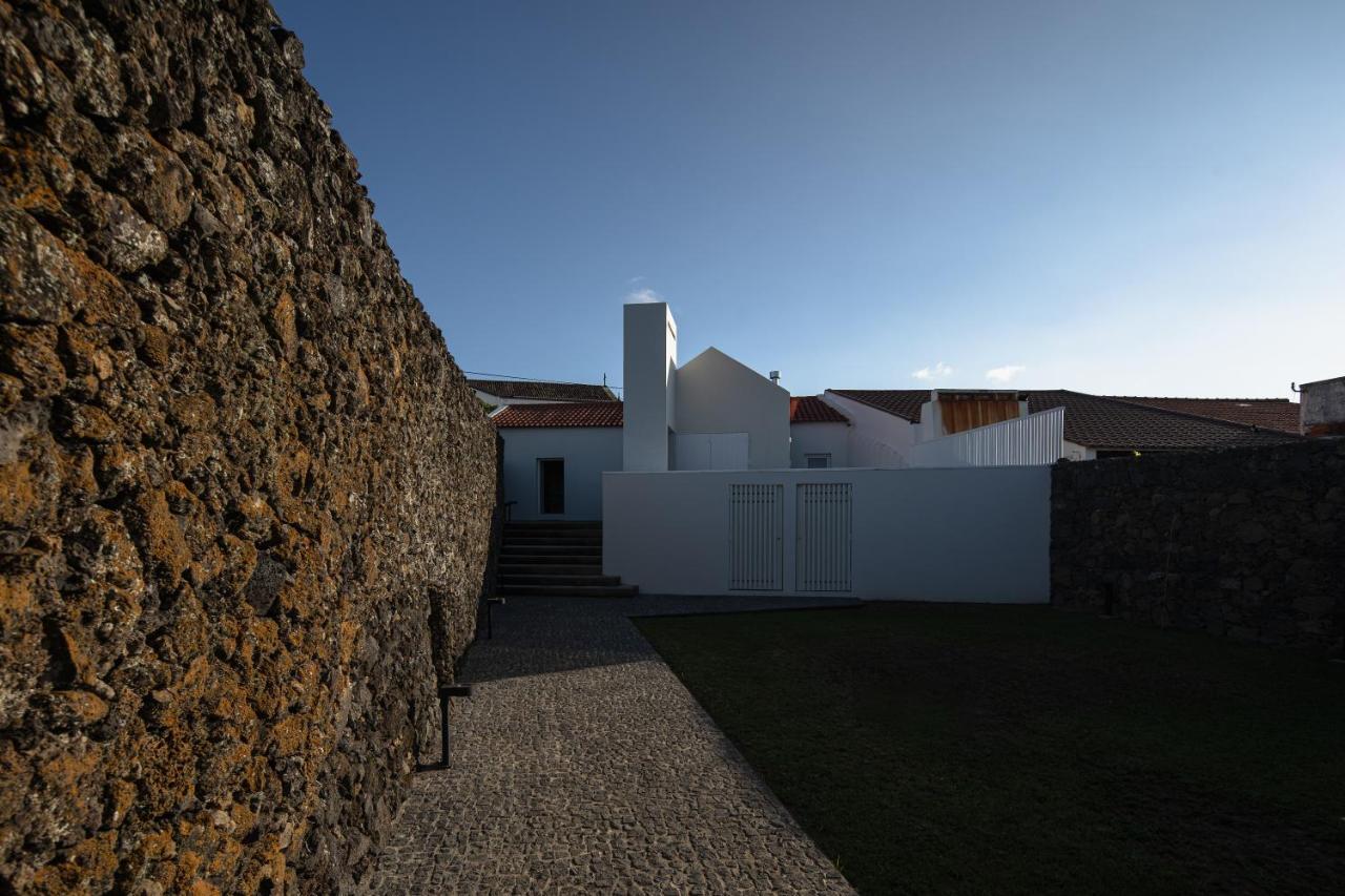 Entre Muros - Turismo Rural - Casa Com Jardim E Acesso Direto Ao Mar Ribeira Grande Exterior foto